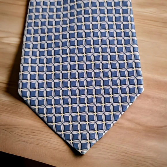 VINTAGE VALENTINO Silk Tie Chainlink Mens Suit Retro Abstract Luxury Collectible - Picture 7 of 16